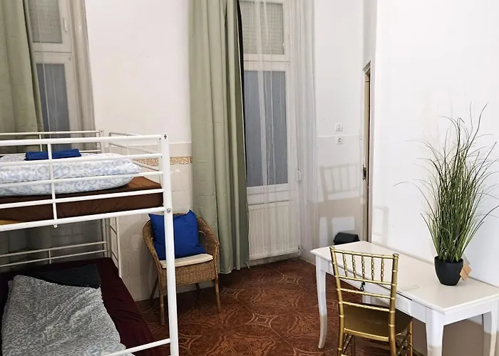 Hostel Central Stay Rooms Budapest *