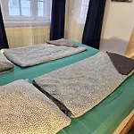 Central Stay Rooms Budapest Hostel