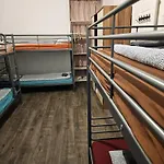 Central Stay Rooms Budapest Hostel *