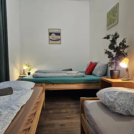 호스텔 Central Stay Rooms Budapest *
